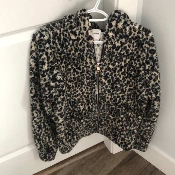 Hooded jacket - Picture 1 of 2